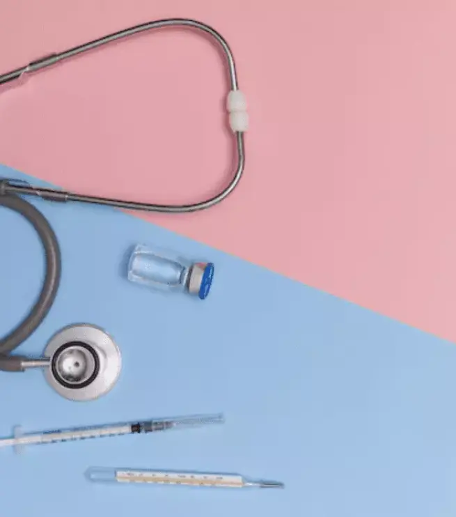 врач со стетоскопом